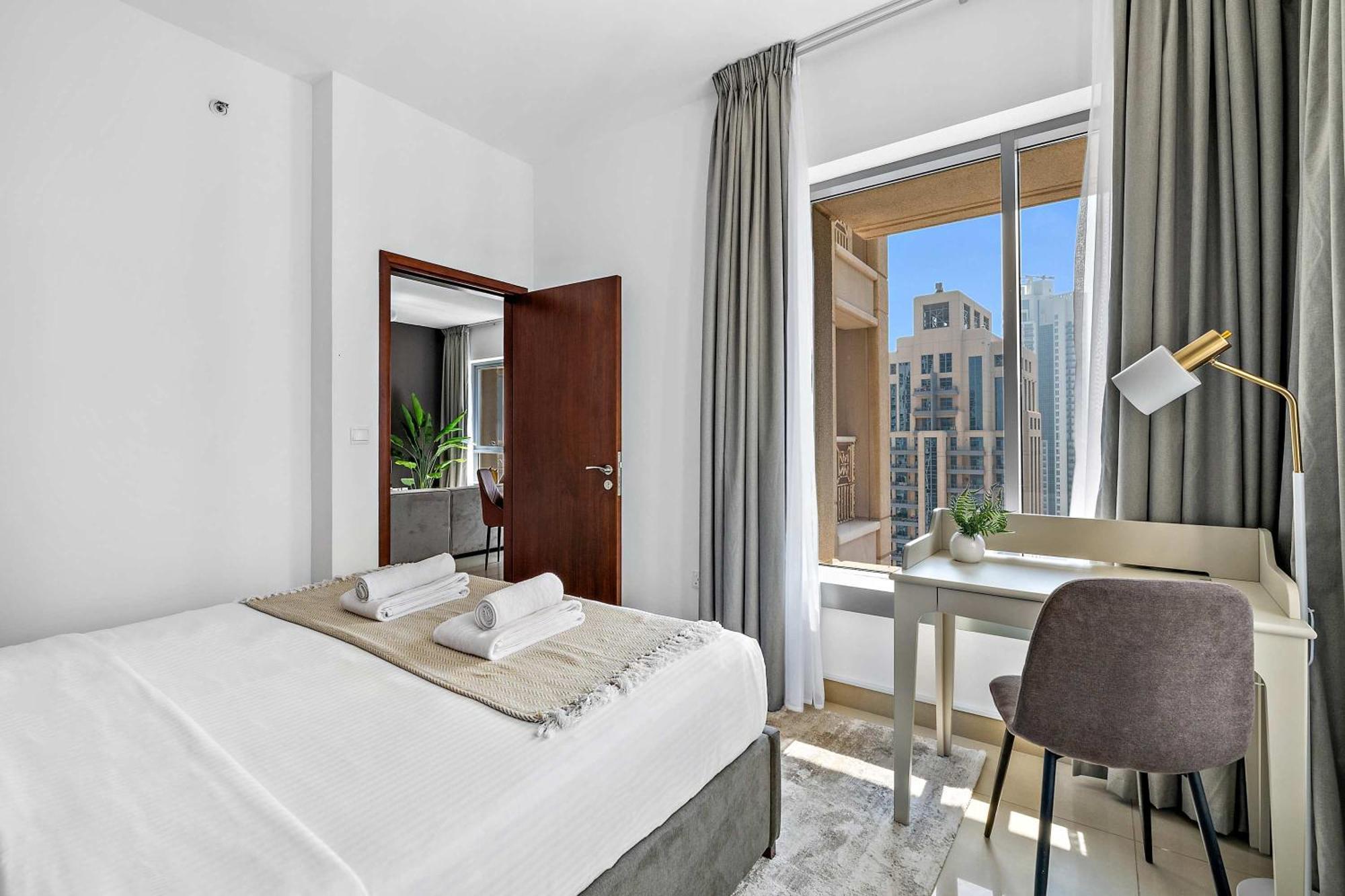 Silkhaus High Floor 1bdr Near Burj Khalifa With Balcony * دبي